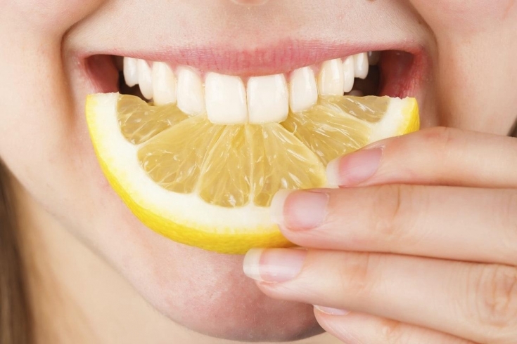 Фторирование зубов для укрепления эмали и профилактики кариеса