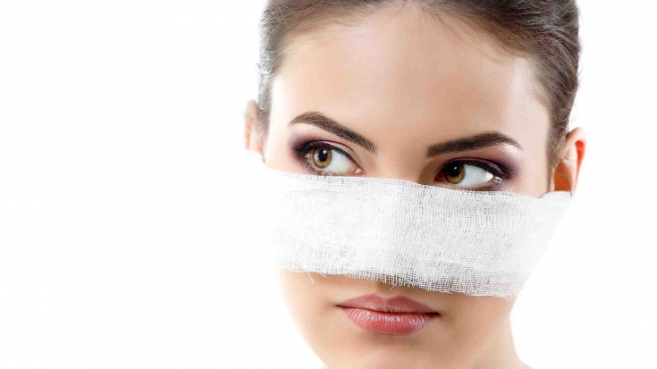 Нос с горбинкой: как избавиться от эстетического дефекта