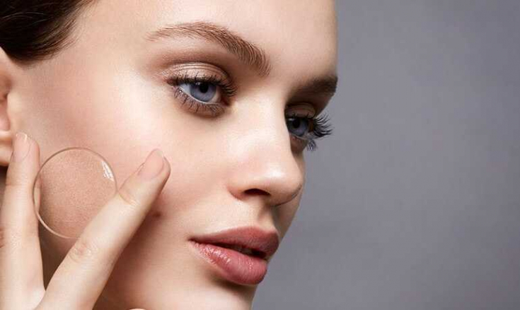 Протокол комбинированной терапии рубцов постакне: случай из практики