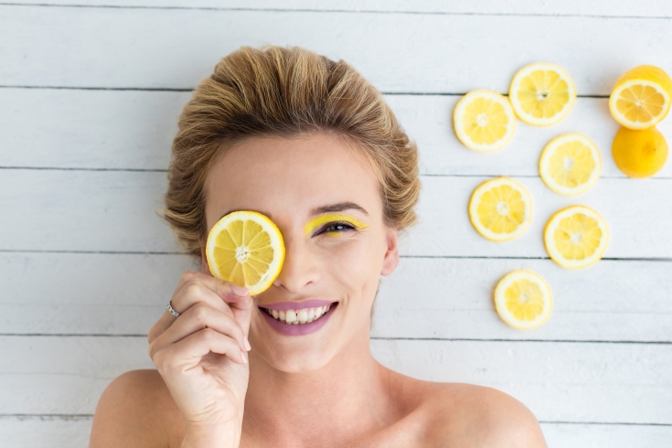 Стакан воды с лимоном натощак – залог бодрого утра и крепкого здоровья