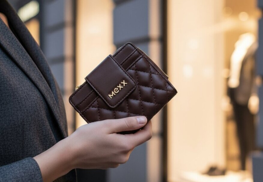 Жіночий гаманець - на що звернути увагу при виборі практичної та елегантної моделі? Жіночий гаманець - на що звернути увагу при виборі практичної та елегантної моделі?