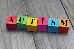 autizm-u-detej-zabolevanie-s-mnozhestvom-neizvestnykh