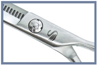 kak-pravilno-podobrat-parikmakherskie-nozhnitsy-sovety-ot-bena-monesa