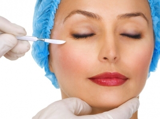 oslozhneniya-blefaroplastiki-prichiny-i-metody-profilaktiki