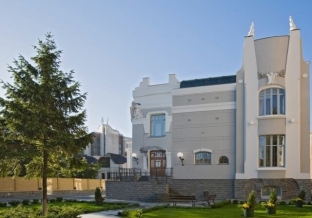 osobaya-krasota-dlya-izbrannykh-chastnyj-klub-dlya-prekrasnykh-da 