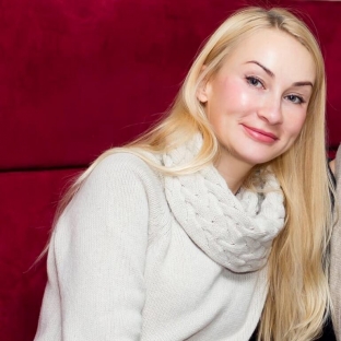 osobennosti-protsedury-modelirovania-brovej-s-preparatom-juv-derm-volift-tm