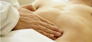 skoplenie-zhidkosti-v-bryushnoj-polosti-prichiny-i-lechenie-astsita